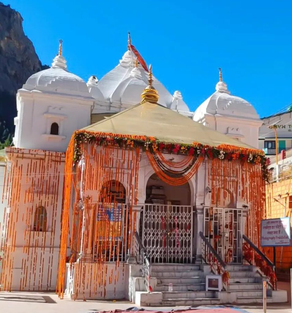 गंगा आध्यात्मिक और औषधिक गुणों का संगम, ganga mahatmya, gangotri dham, goddess ganga, holy river, ganga maa, gangotri temple, origin of ganga,