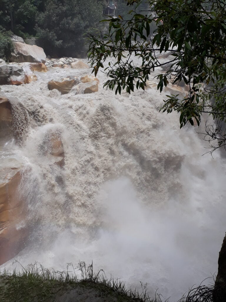 गंगा आध्यात्मिक और औषधिक गुणों का संगम, सूर्यकुण्ड गंगोत्री, Suryakund, ganga mahatmya, gangotri dham, goddess ganga, holy river, ganga maa, origin of ganga bhagirathi,